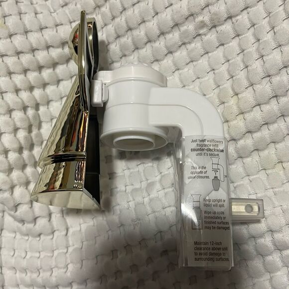 NWT- Bath & Body Works- Angel Wallflower - Picture 2 of 6